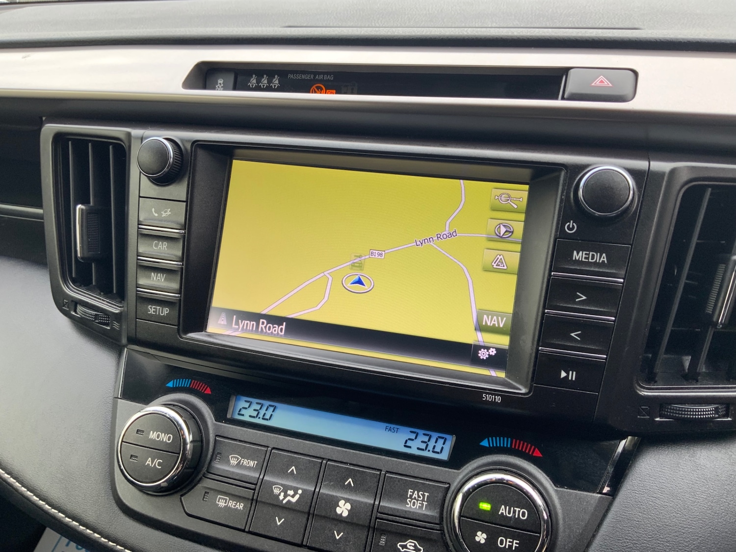 Used Toyota RAV4 2015 for sale - 76877415: Photo 10