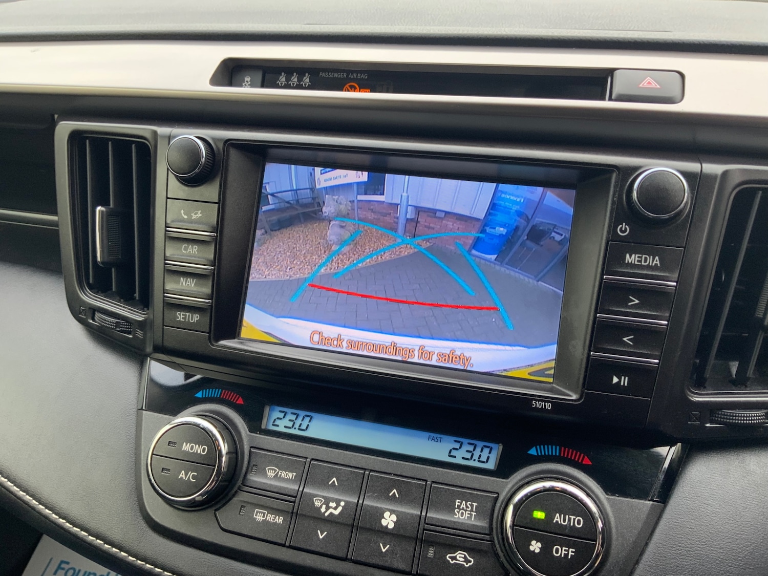 Used Toyota RAV4 2015 for sale - 76877415: Photo 11