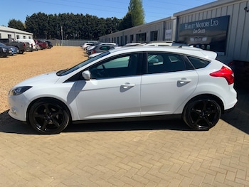 Used Ford Focus 2013 for sale - 78354384: Photo