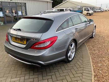 Used Mercedes-Benz CLS 2013 for sale - 77579265: Photo