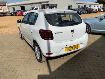 Used Dacia Sandero 2019 for sale - 78105836: Photo