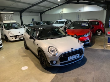 Used MINI Clubman 2017 for sale - 77233626: Photo