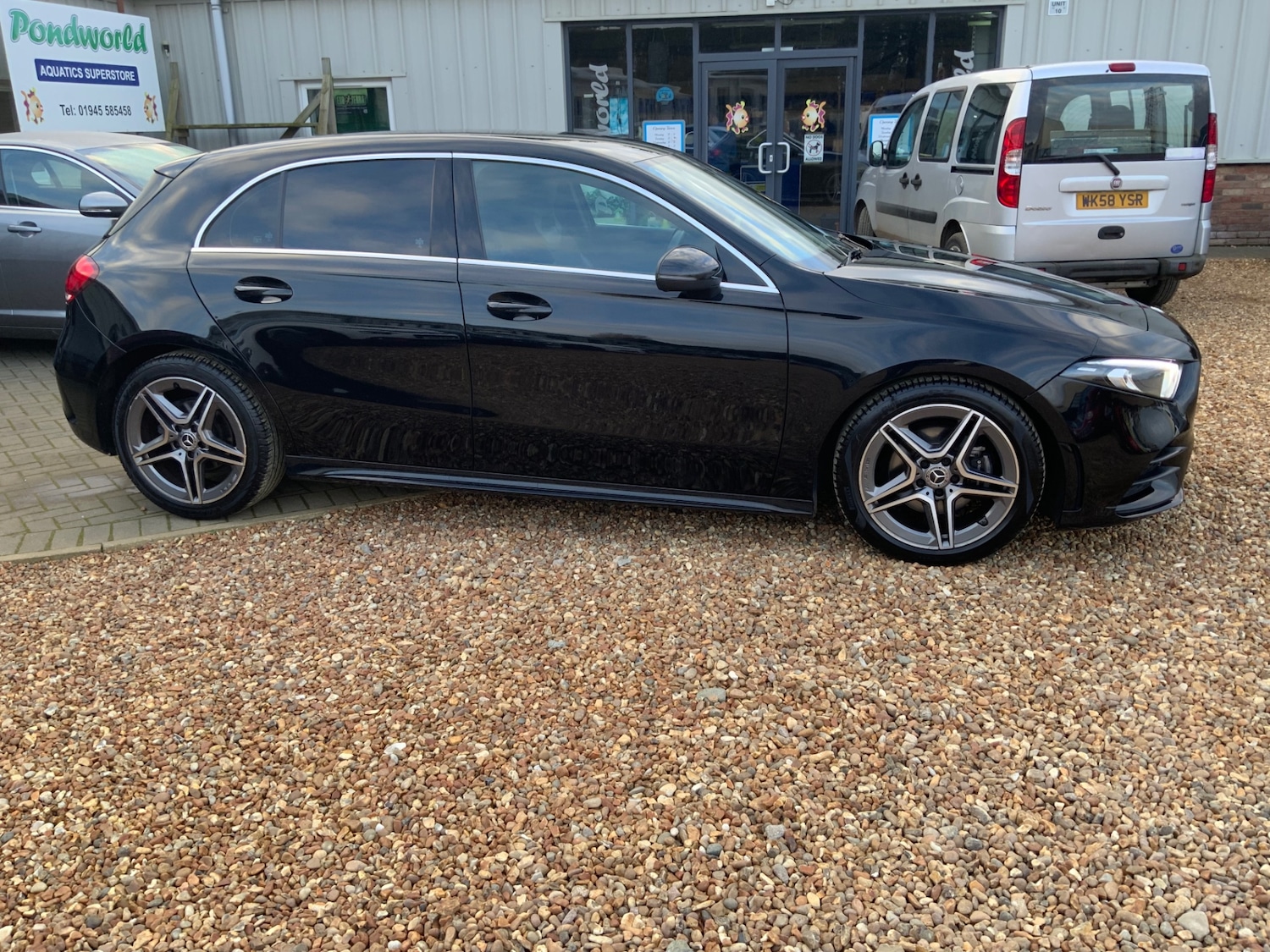 Used Mercedes-Benz A-Class 2019 for sale - 76957099: Photo 2