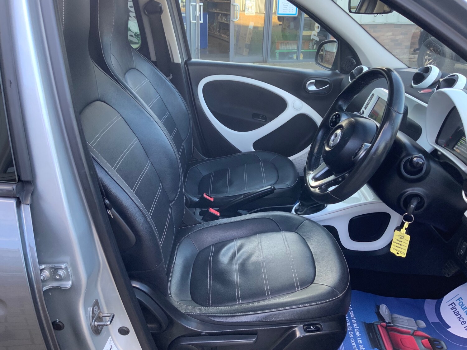 Used smart forfour 2015 for sale - 77818197: Photo 10