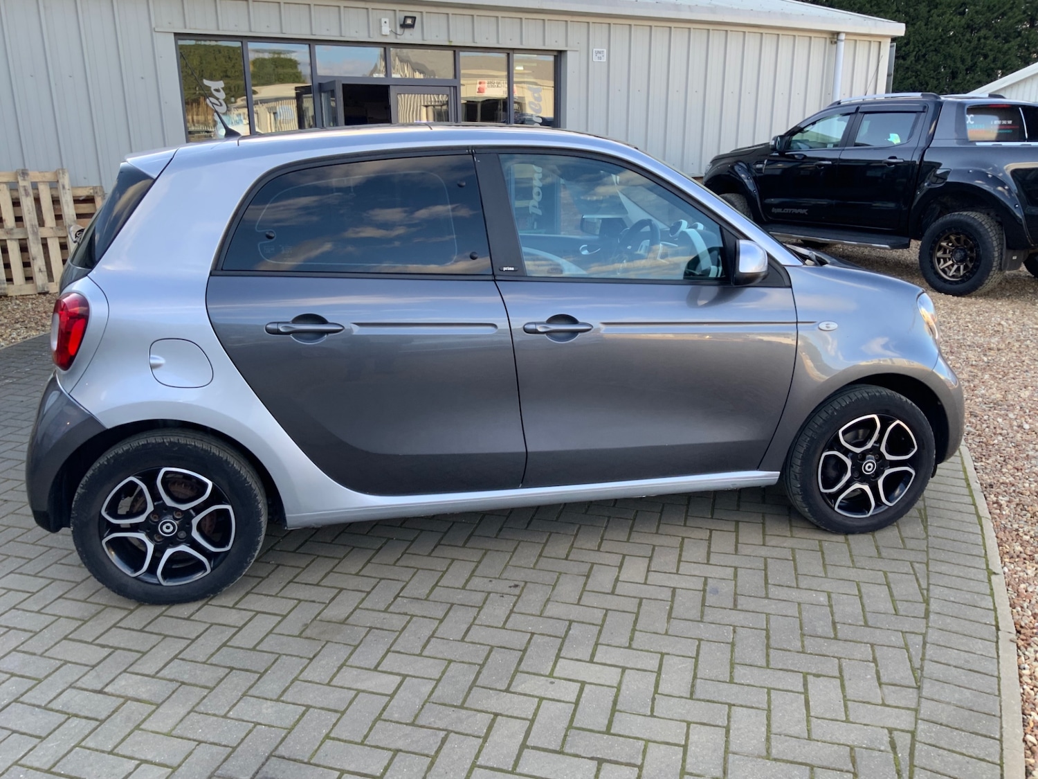 Used smart forfour 2015 for sale - 77818197: Photo 2