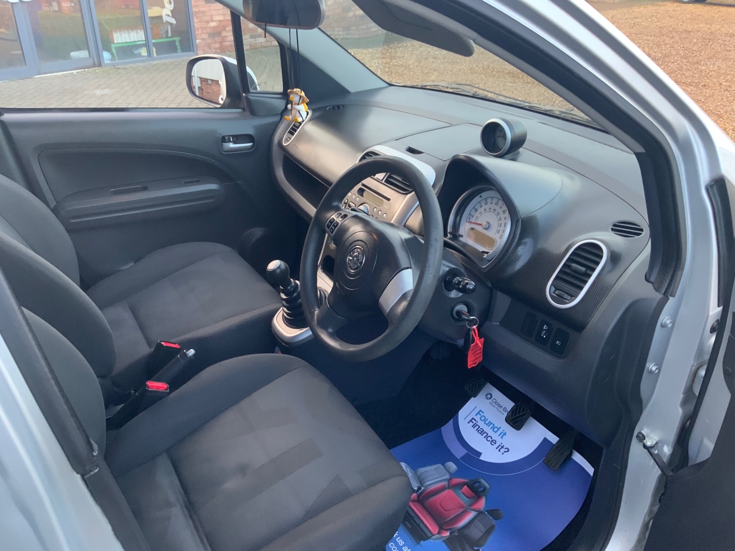 Used Vauxhall Agila 2010 for sale - 77170739: Photo 10