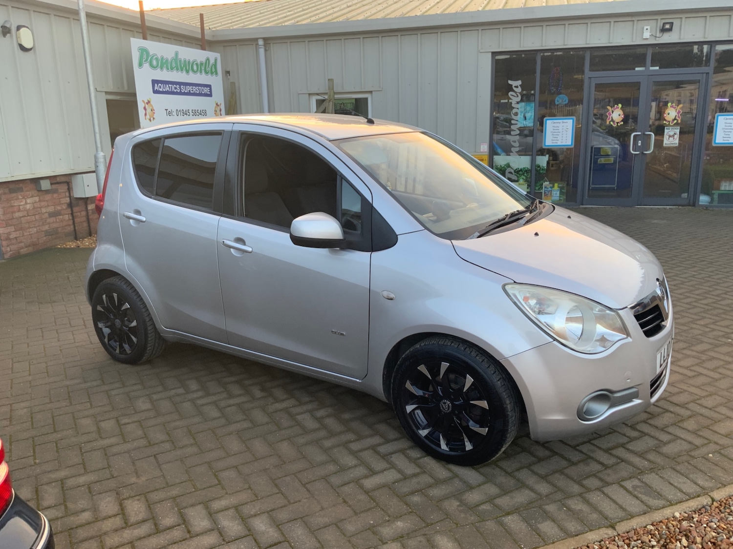 Used Vauxhall Agila 2010 for sale - 77170739: Photo 6