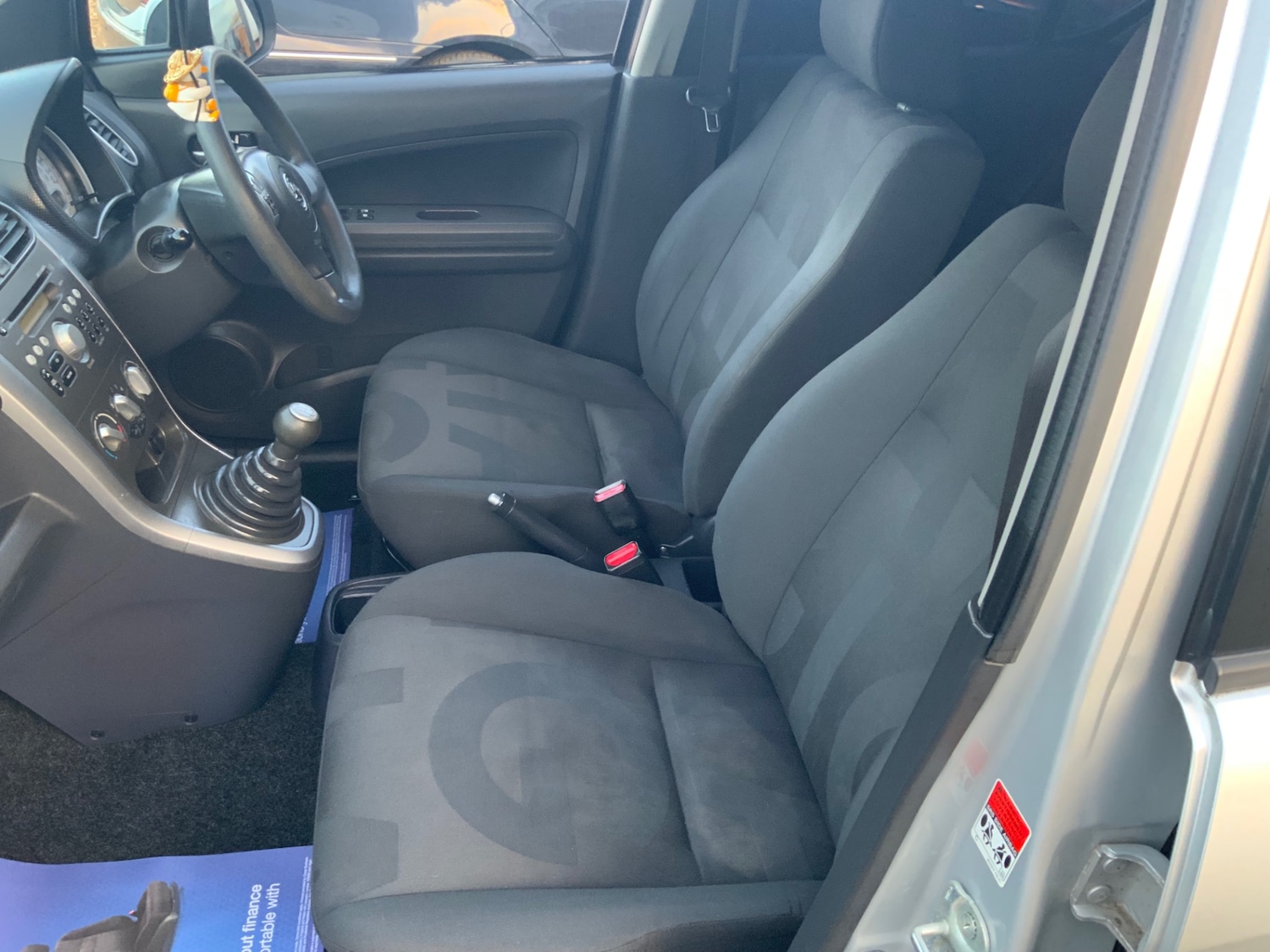 Used Vauxhall Agila 2010 for sale - 77170739: Photo 8