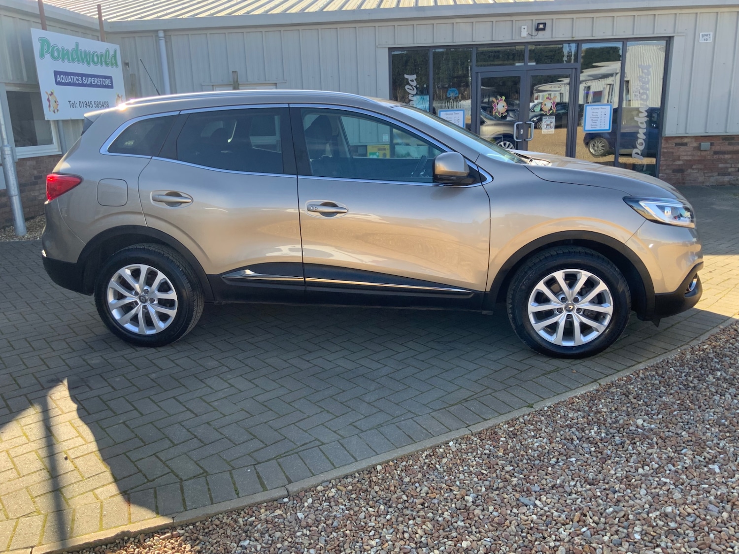 Used Renault Kadjar 2018 for sale - 77915794: Photo 2