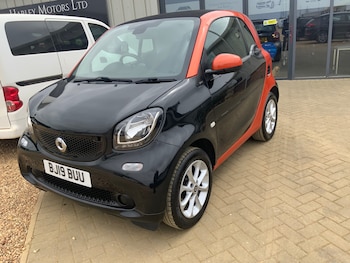 Used smart fortwo 2019 for sale - 79273354: Photo