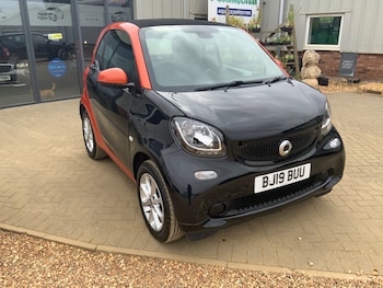 Used smart fortwo 2019 for sale - 79273354: Photo