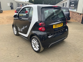 Used smart fortwo 2013 for sale - 75615784: Photo