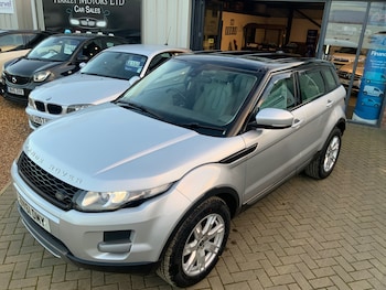 Land Rover - Range Rover Evoque