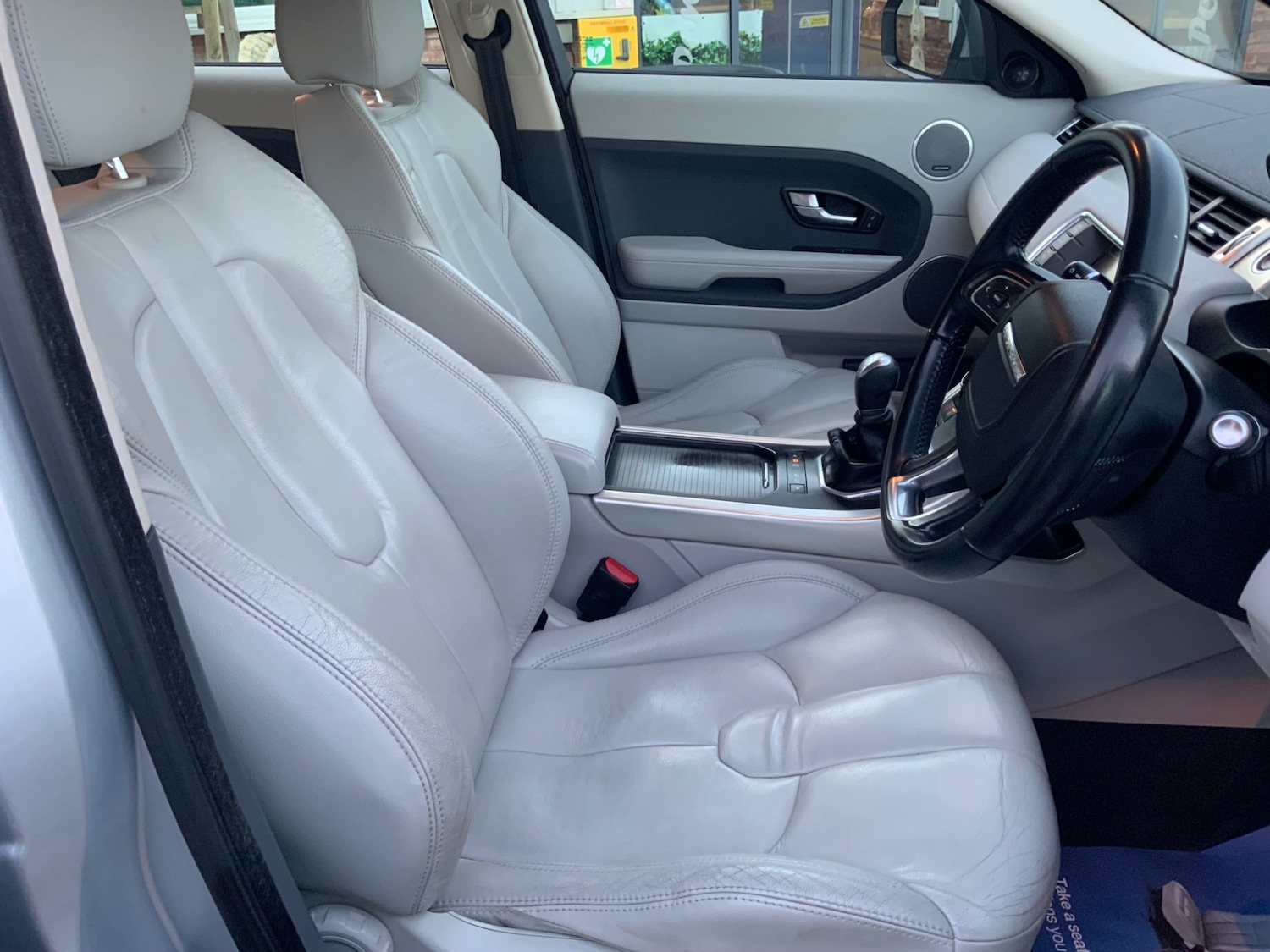 Used Land Rover Range Rover Evoque 2011 for sale - 76426658: Photo 6