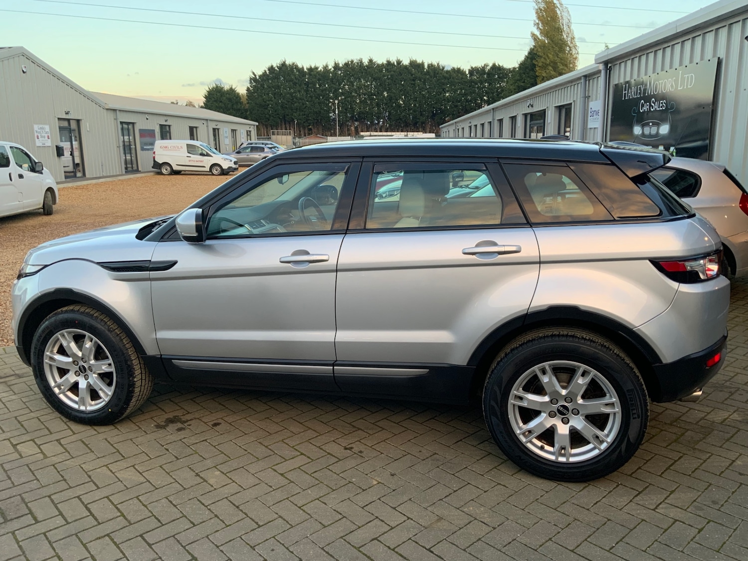 Used Land Rover Range Rover Evoque 2011 for sale - 76426658: Photo 9