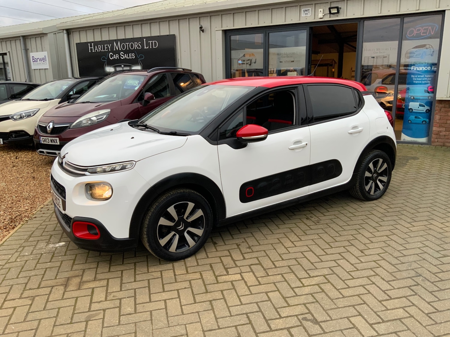 Used Citroen C3 2019 for sale - 76720367: Photo 1