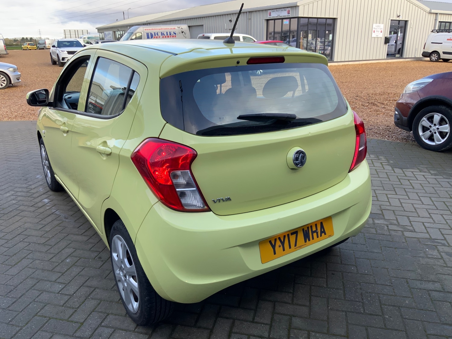 Used Vauxhall Viva 2017 for sale - 76684018: Photo 2
