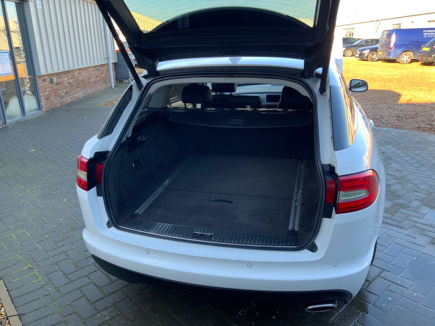 Used Jaguar XF 2014 for sale - 76640431: Photo 20