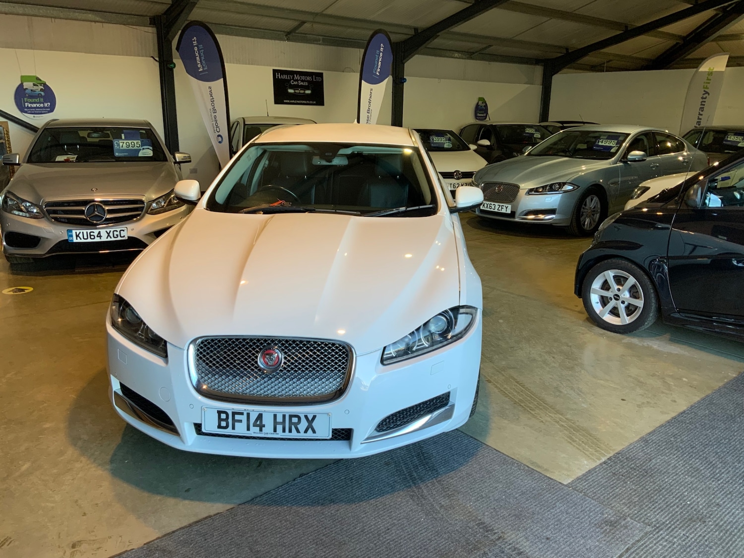 Used Jaguar XF 2014 for sale - 76640431: Photo 8