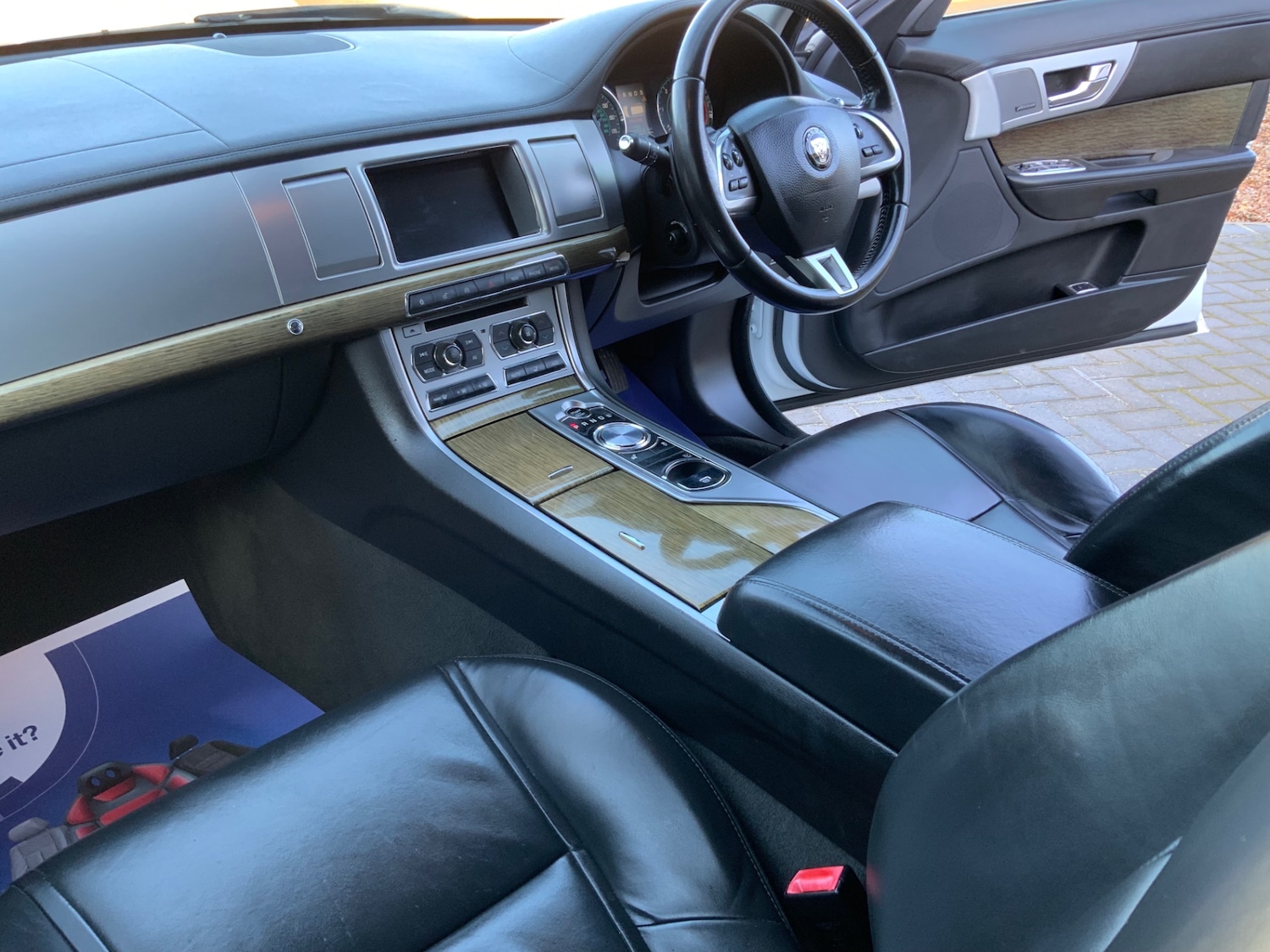 Used Jaguar XF 2014 for sale - 76640431: Photo 9