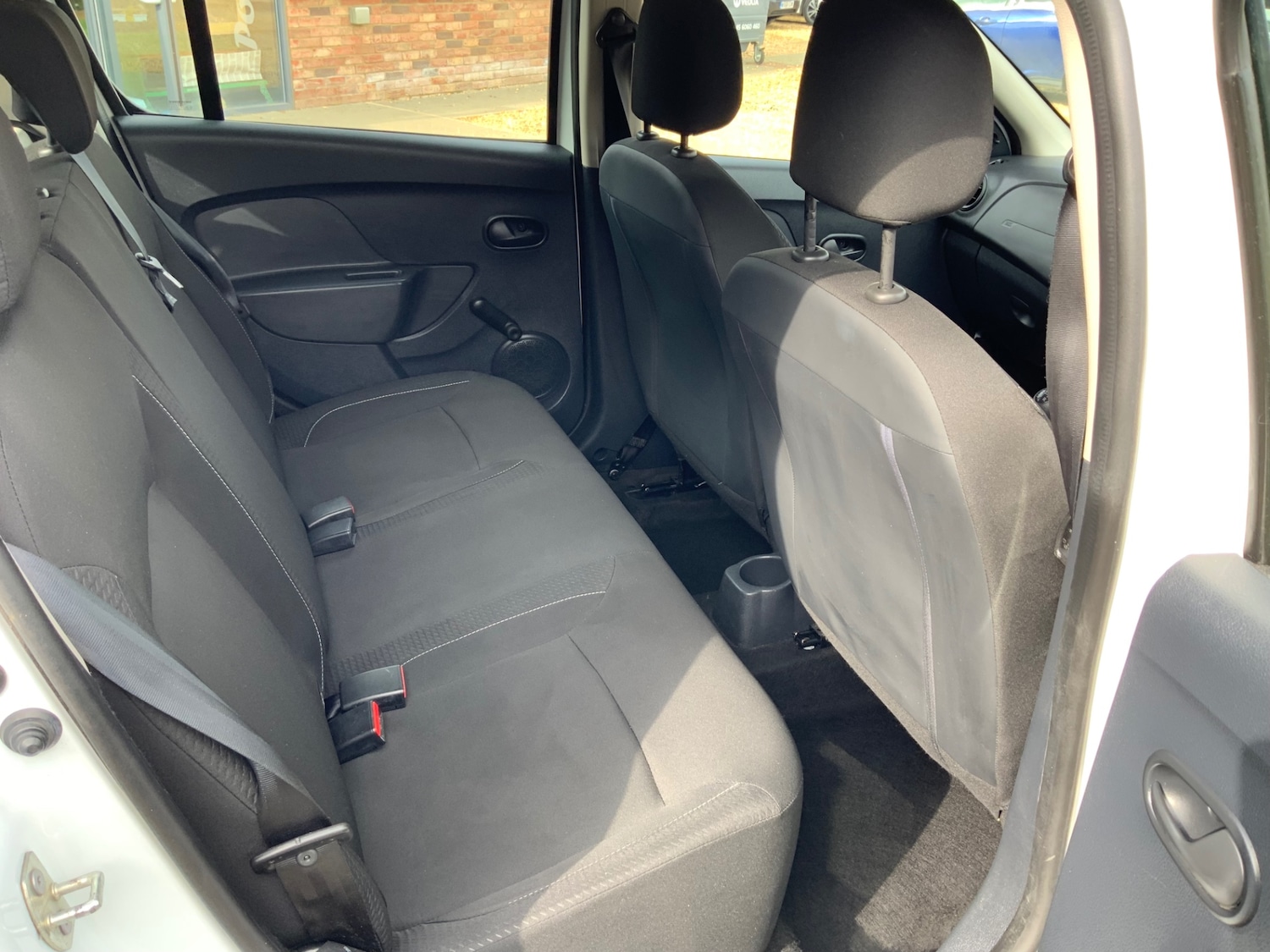 Used Dacia Sandero 2017 for sale - 76142637: Photo 12