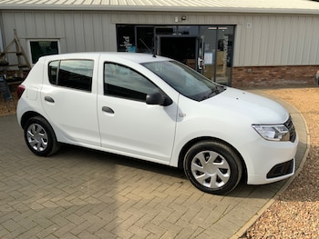 Dacia - Sandero
