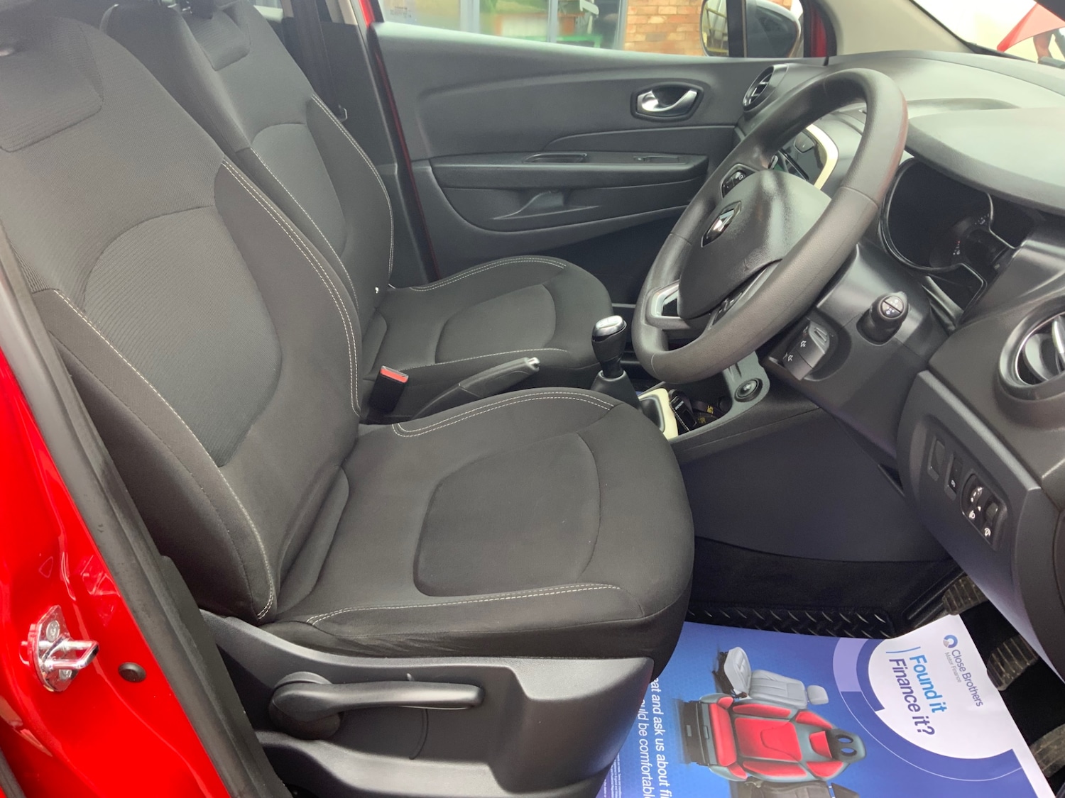 Used Renault Captur 2018 for sale - 77137234: Photo 9