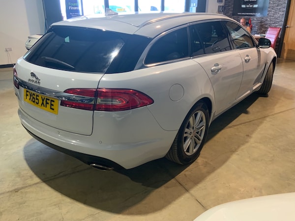 Used Jaguar XF 2015 for sale - 75692213: Photo 3