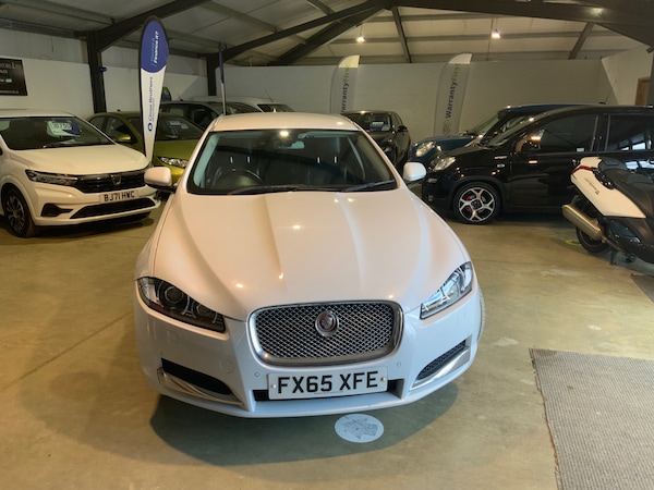 Used Jaguar XF 2015 for sale - 75692213: Photo 8