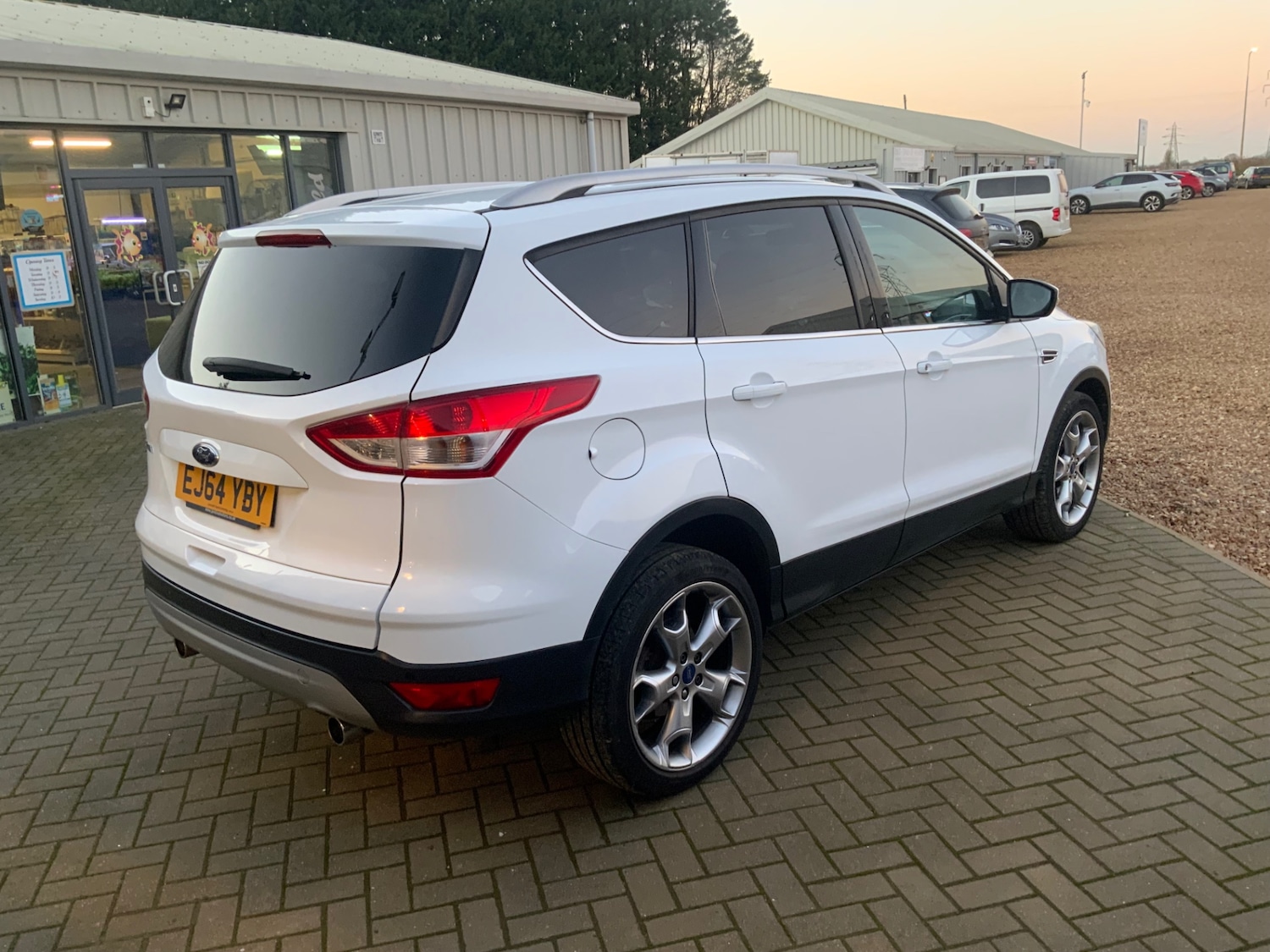 Used Ford Kuga 2014 for sale - 77004899: Photo 5