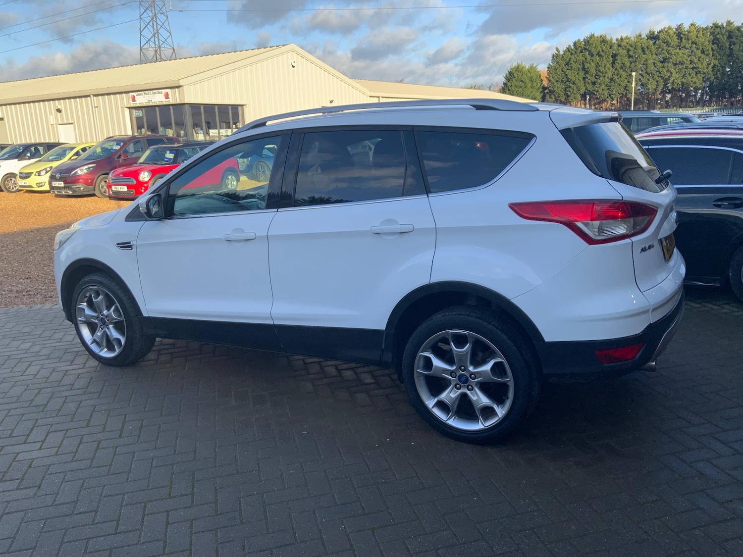 Used Ford Kuga 2014 for sale - 77125972: Photo 7