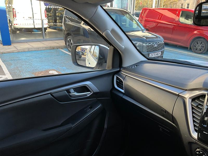 Used Isuzu D-Max 2022 for sale - 76766970: Photo 26