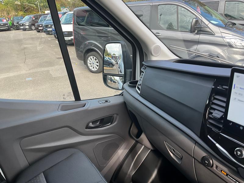 Used Ford E-Transit 2025 for sale - 76767028: Photo 24