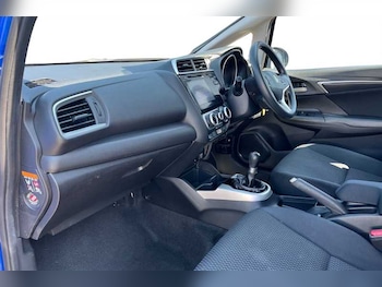 Used Honda Jazz 2018 for sale - 75510183: Photo