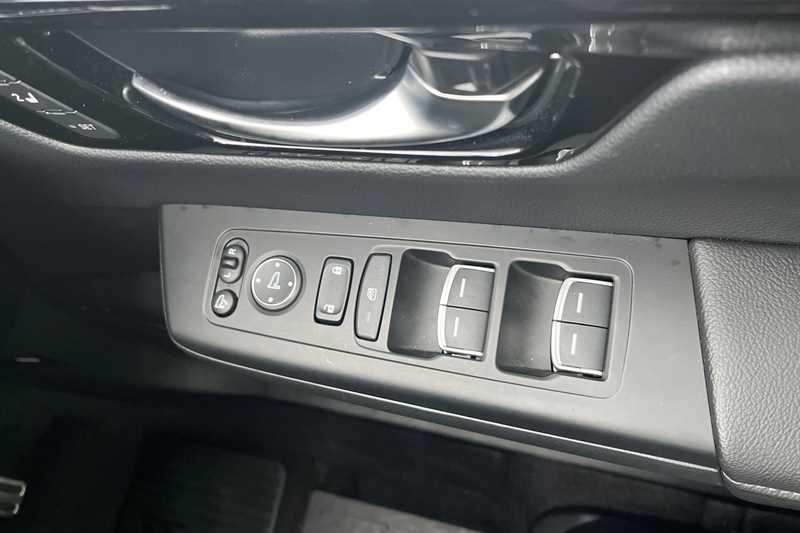 Used Honda CR-V 2023 for sale - 77068107: Photo 18