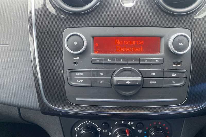 Used Dacia Sandero 2017 for sale - 76668415: Photo 15