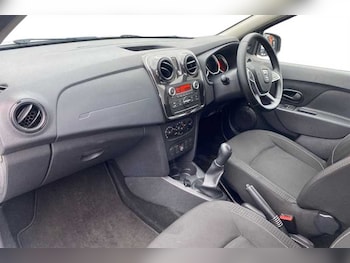 Used Dacia Sandero 2017 for sale - 76668415: Photo