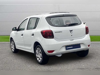 Used Dacia Sandero 2017 for sale - 76668415: Photo