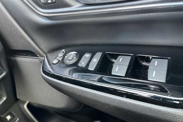 Used Honda CR-V 2023 for sale - 76191255: Photo 18
