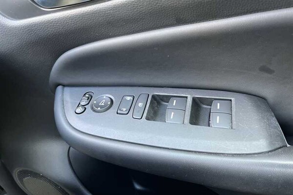Used Honda Jazz 2023 for sale - 75742949: Photo 18