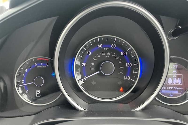 Used Honda Jazz 2019 for sale - 76286498: Photo 11
