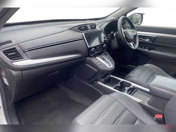 Used Honda CR-V 2023 for sale - 77031788: Photo