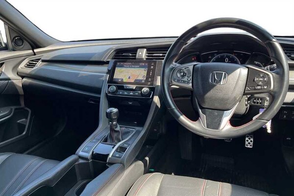 Used Honda Civic 2019 for sale - 76204321: Photo 4