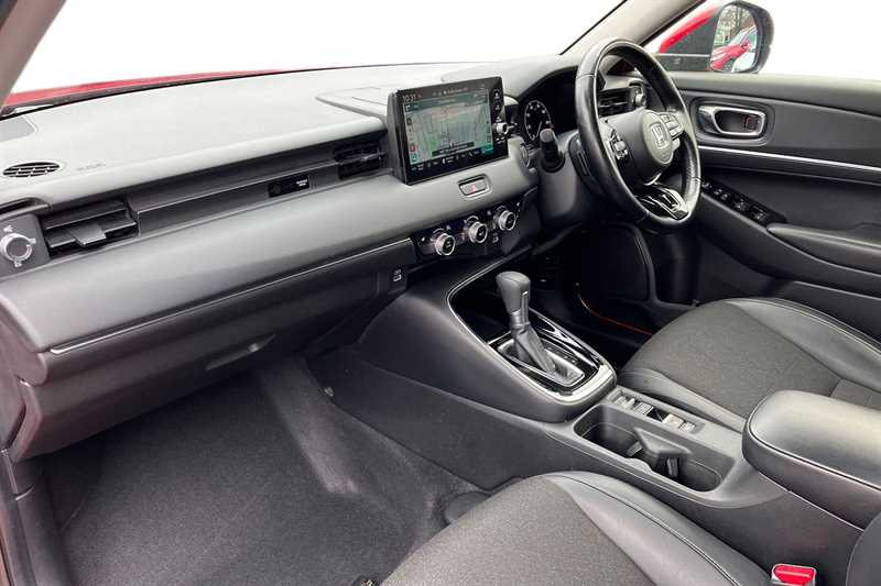 Used Honda HR-V 2023 for sale - 78117956: Photo 2