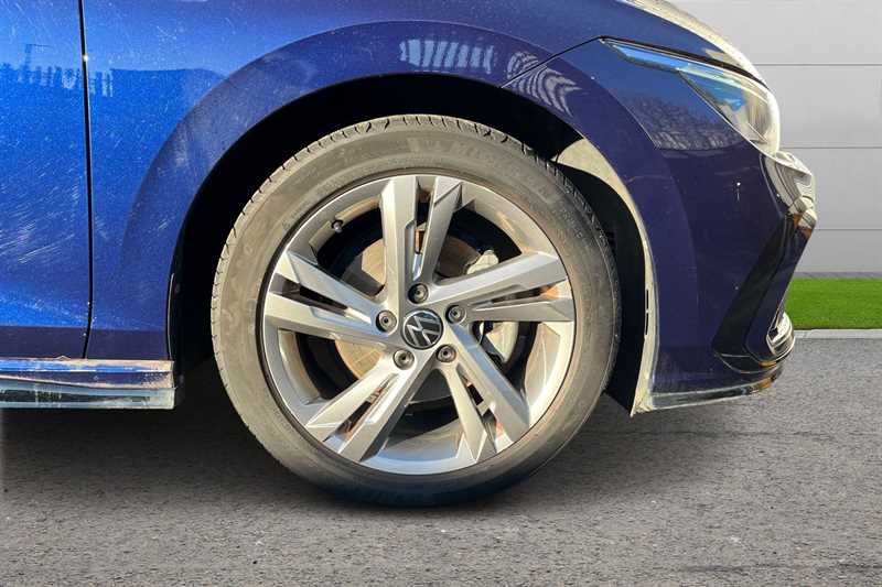 Used Volkswagen Golf 2022 for sale - 77018504: Photo 9