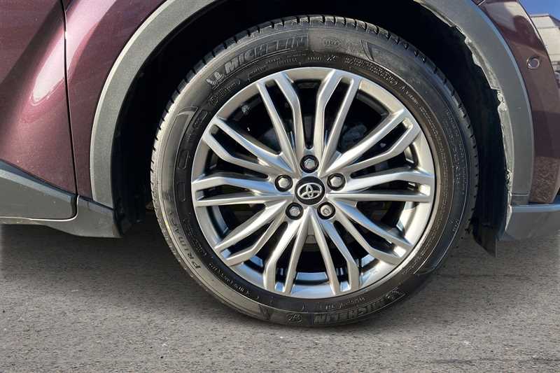 Used Toyota C-HR 2023 for sale - 77755854: Photo 9