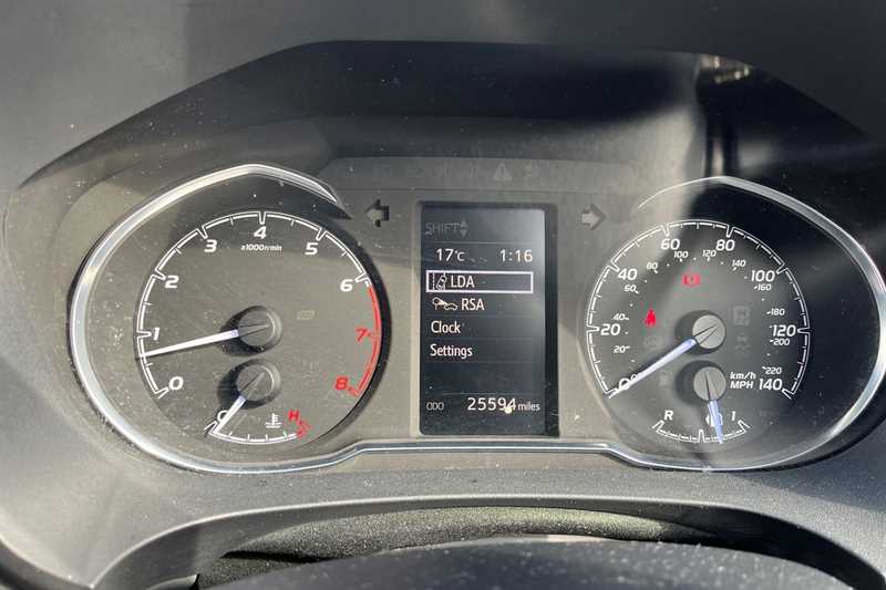 Used Toyota Yaris 2019 for sale - 76760851: Photo 11