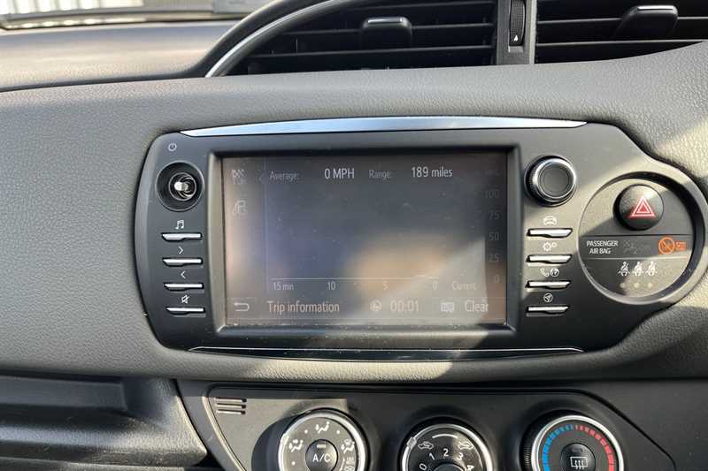 Used Toyota Yaris 2019 for sale - 76760851: Photo 16