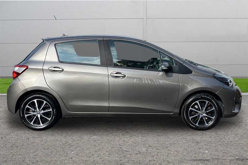 Used Toyota Yaris 2019 for sale - 76760851: Photo 5