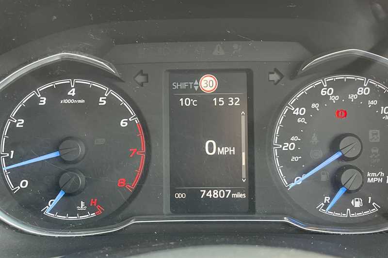 Used Toyota Yaris 2018 for sale - 77068108: Photo 14